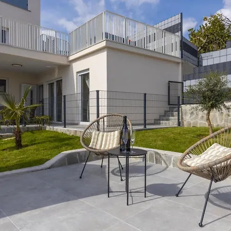 Apartment Bregha - Three Bedroom With Sea View