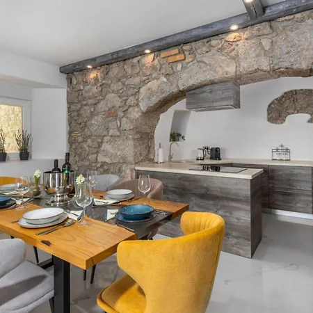 Apartament Bregha - Three Bedroom With Sea View