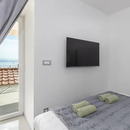 Bregha - Three Bedroom With Sea View * Matulji