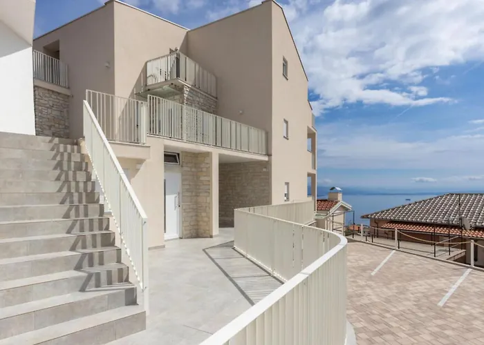 Bregha - Three Bedroom With Sea View * Matulji